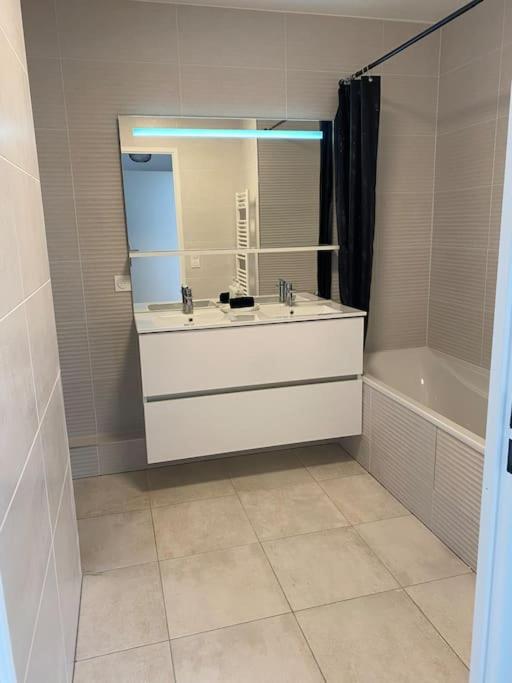 Disneyland Dream 4 - 7 Pax * Chessy (Seine-et-Marne)